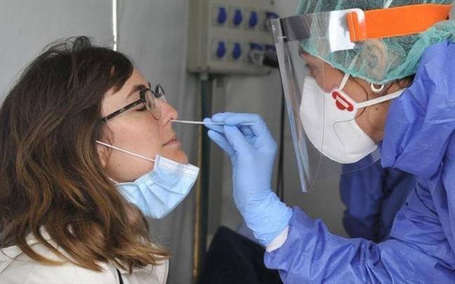 Desde el inicio de la pandemia Osakidetza ha registrado alrededor de 726.141 positivos