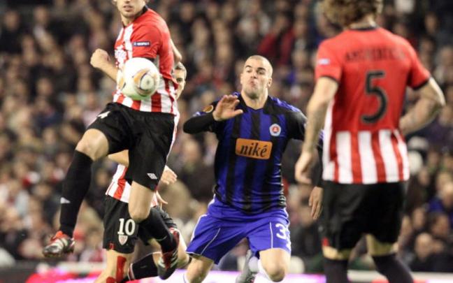 Javi Martínez, en un partido con el Athletic. Javi Martínez, en un partido con el Athletic.