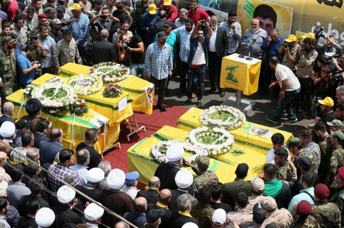 Funeral de milicianos de Hizbulá muertos en combates en la frontera siria (2017).