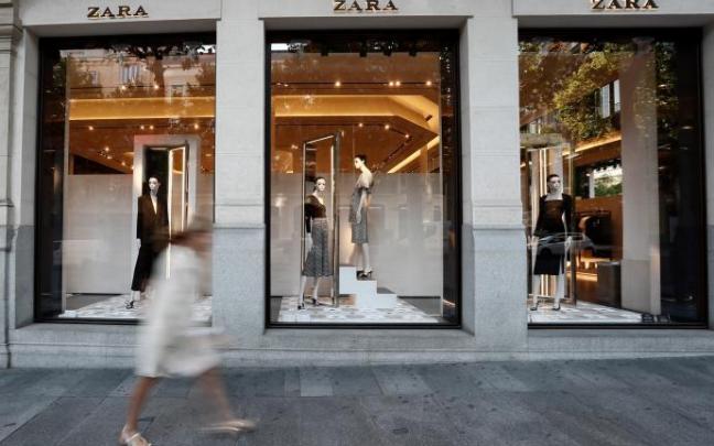 Fachada de una tienda de Zara, de Inditex. Fachada de una tienda de Zara, de Inditex.