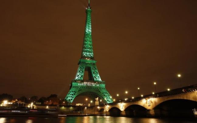 París es la ciudad más cara de Europa para comprarse una casa. París es la ciudad más cara de Europa para comprarse una casa.