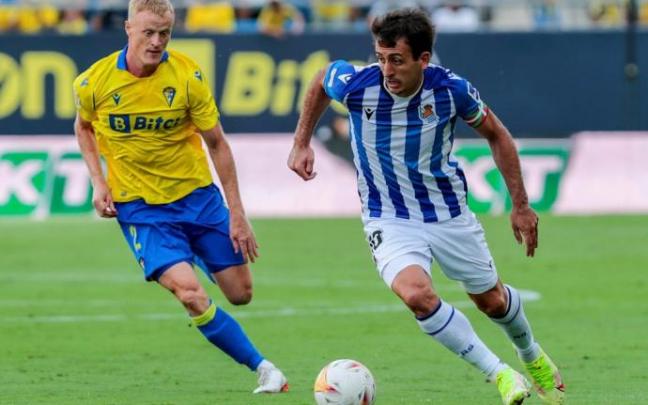 Oyarzabal, durante el partido contra el Cádiz.
