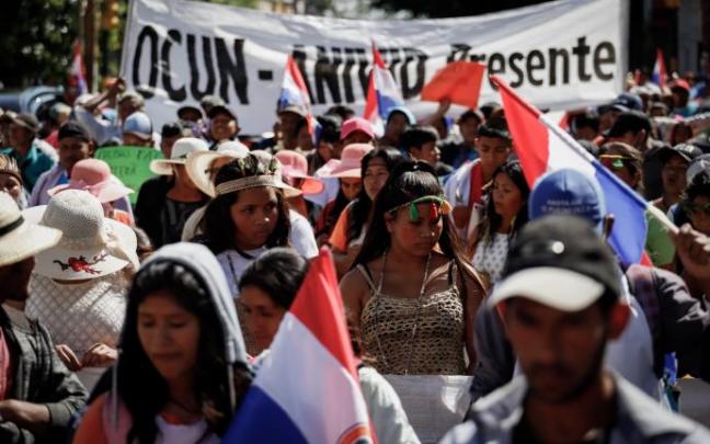 Marcha indígena en Paraguay. Marcha indígena en Paraguay.