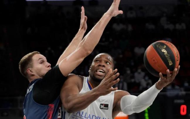 Tadas emostró a compañeros con mucho más caché que él que se puede perder, pero la actitud debe ser diferente