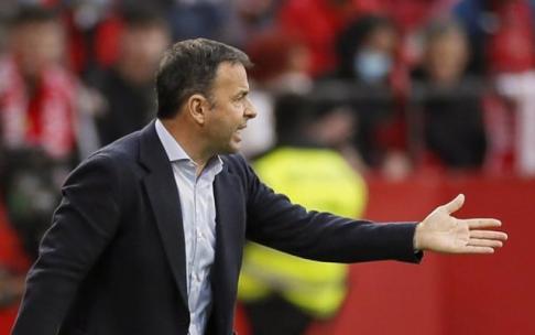 Javi Calleja, durante el Sevilla-Alavés en el Sánchez Pizjuán.