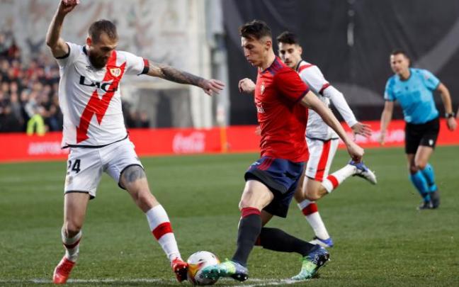 Budimir pelea ante Saveljich