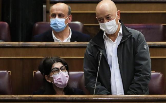 El diputado socialista Odón Elorza durante el pleno del Congreso.