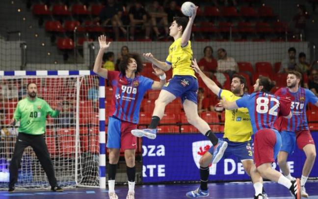 Xabier Barreto, en el encuentro ante el Barcelona. Xabier Barreto, en el encuentro ante el Barcelona.