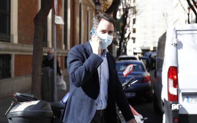 Teodoro García Egea, esta mañana al salir de Génova.