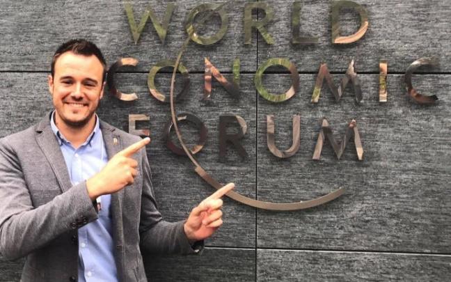 Egoitz Etxeandia, mejor docente emprendedor del año.