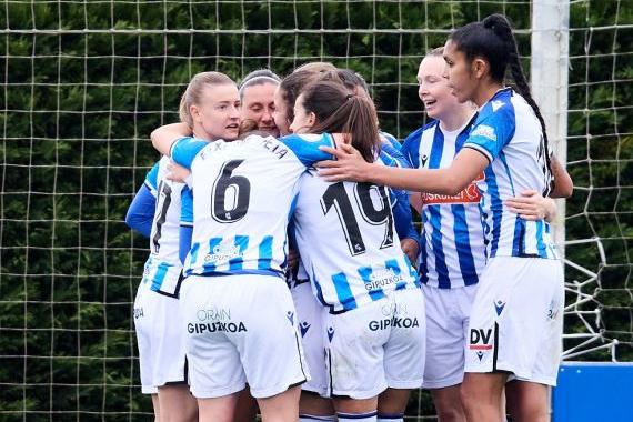 Las jugadoras realistas celebran el gol del triunfo.