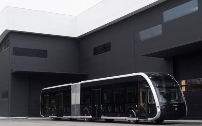 Modelo del autobús eléctrico de Irizar que hoy comienza a circular por Gasteiz. Modelo del autobús eléctrico de Irizar que hoy comienza a circular por Gasteiz.