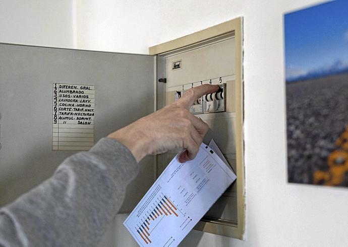 El precio de la luz volverá a dispararse hoy. Foto: E.P.