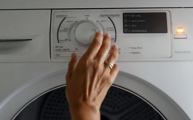 La luz repunta este viernes por encima de los 200 euros/MWh