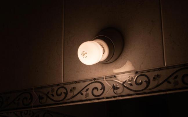El precio de la luz ha venido marcando récords históricos durante todo agosto. El precio de la luz ha venido marcando récords históricos durante todo agosto.