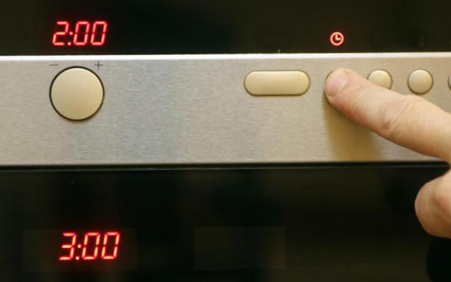 El precio de la luz se duplica este lunes y volverá a superar los 200 euros