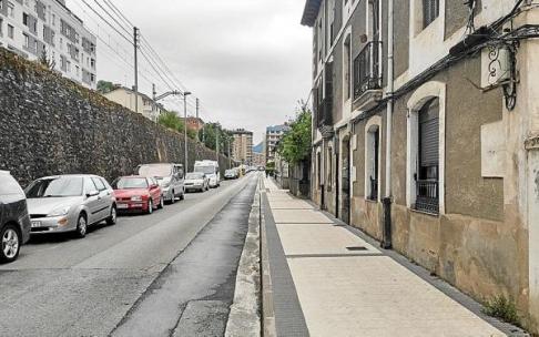Vista de la avenida elgoibartarra que lleva el nombre de Pedro Mugurutza. Foto: N.G.