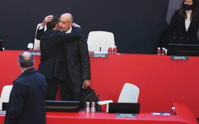 Aitor Elizegi al inicio de la Asamblea.