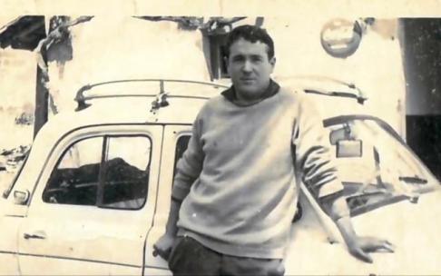 Las fotos se escanearán y se devolverán en octubre.