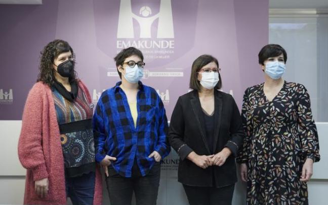 Emakunde ha premiado este año el periodismo con visión de género. Emakunde ha premiado este año el periodismo con visión de género.