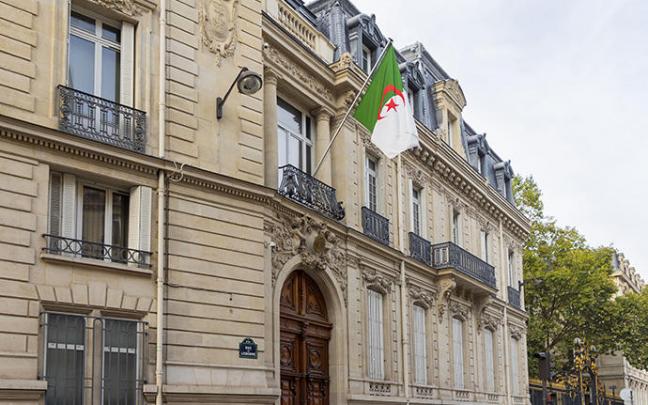 Sede de la Embajada argelina en París, Francia.
