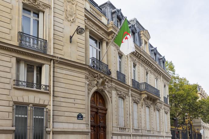 Sede de la Embajada argelina en París.