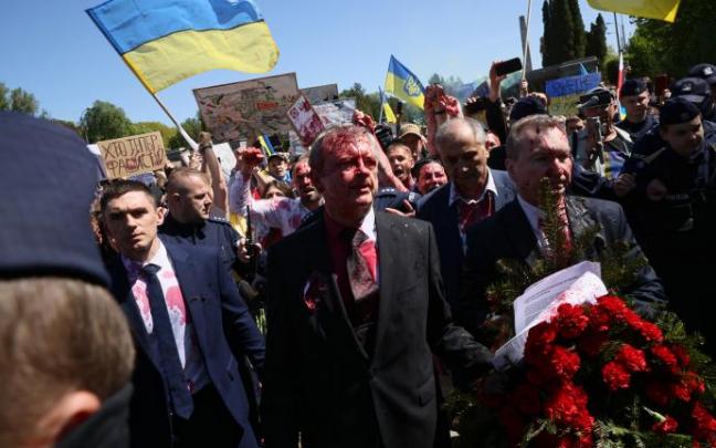 Sergei Andreyev tras sufrir el ataque.