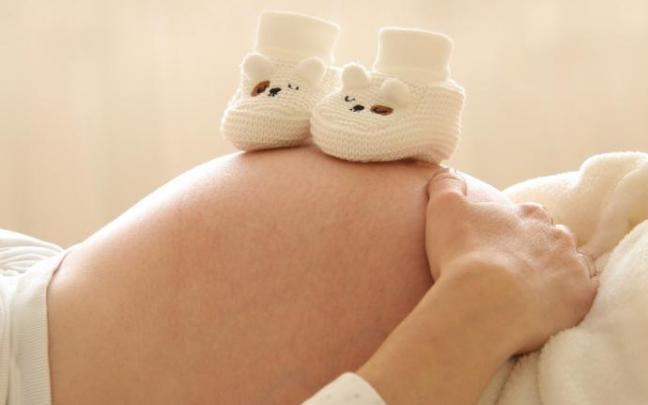 Imagen de una mujer embarazada.