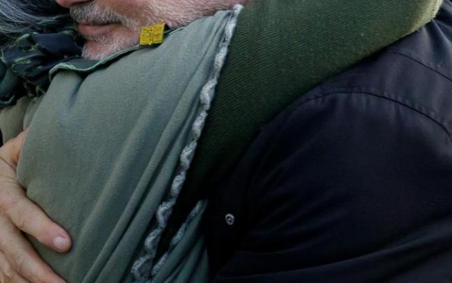 El método del ' abrazo' suele tener como víctimas a personas mayores