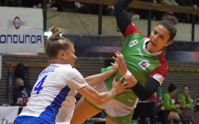Un instante del partido en Sakoneta entre Euskadi y Finlandia. Un instante del partido en Sakoneta entre Euskadi y Finlandia.