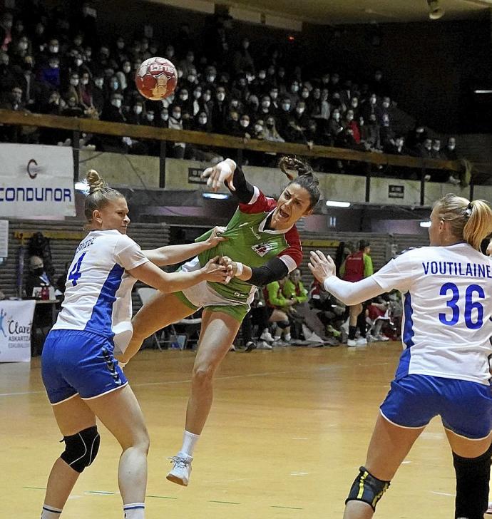 Alba Menéndez, en un instante del partido en Sakoneta entre Euskadi y Finlandia.