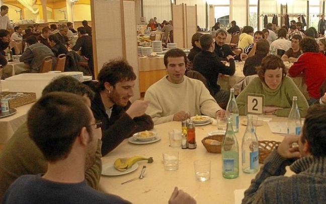 Comida de empresa en vísperas de Navidad.