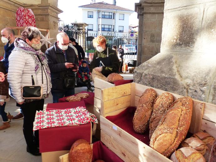 Las mesas de Navidad podrán llenarse de productos locales gracias a los mercadillos.