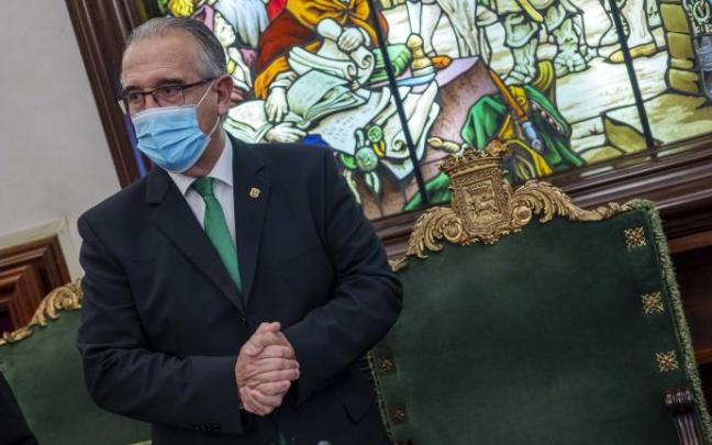 Maya, durante un pleno del Ayuntamiento.