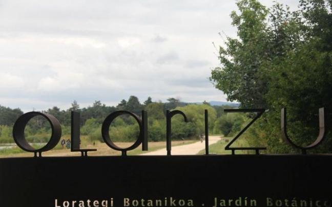 Entrada al jardín botánico de Olarizu.