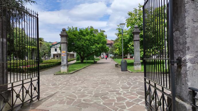Entrada al parque de Lamuza