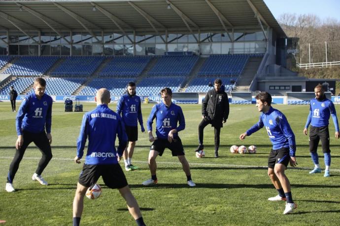 Jugadores de la Real Sociedad, durante un entrenamiento en Zubieta.