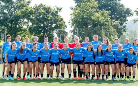 Primer entrenamiento del Athletic femenino en Lezama