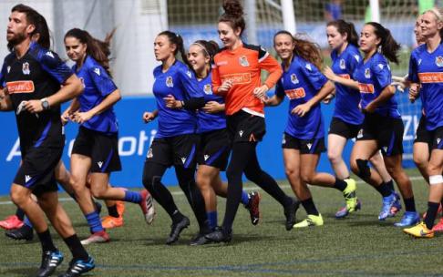 La Real Sociedad femenina se ha puesto manos a la obra