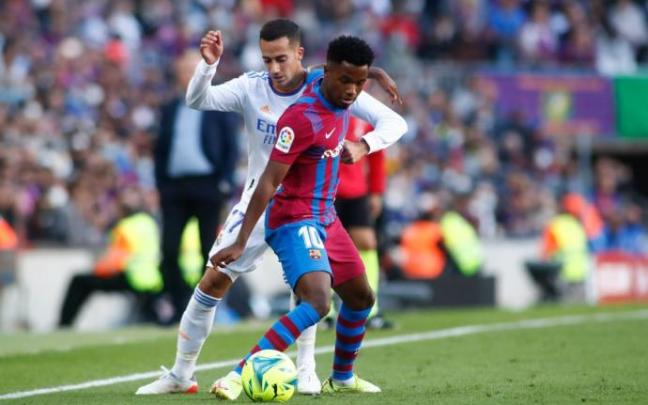 Ansu Fati tiene muchas papeletas para perderse la visita del Alavés.