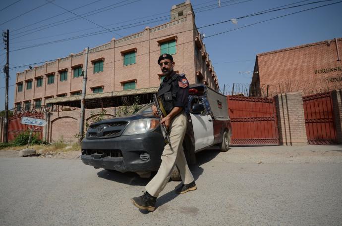 Un agente de la Policía de Pakistán.