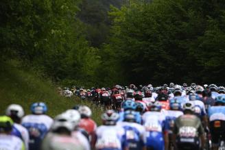 El pelotón, el pasado martes, en la etapa entre Sala a Aprica