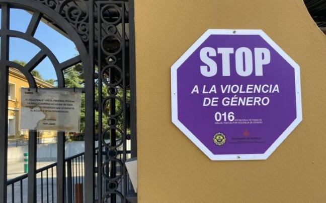 Cartel contra la violencia de género.