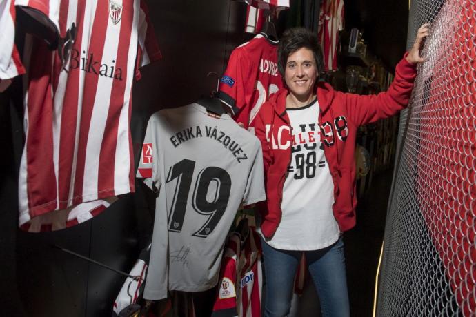 Erika Vázquez seguirá en el Athletic una temporada más