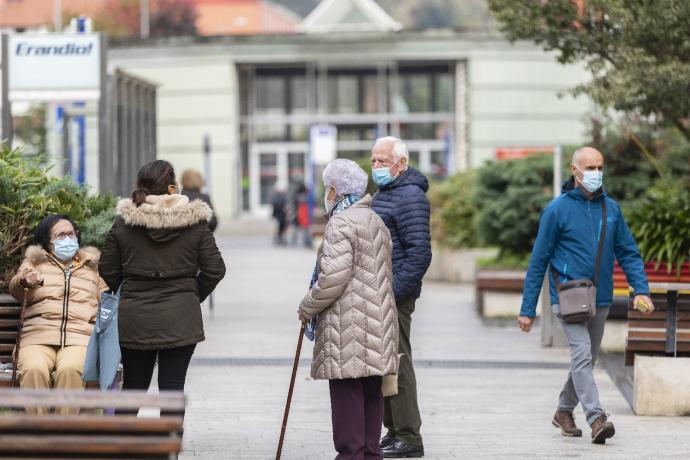 El Ayuntamiento enviará una carta a los mayores de 65 años.