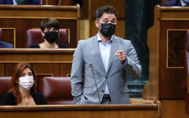 El portavoz de ERC, Gabriel Rufián, interviene en la sesión de control al Gobierno. El portavoz de ERC, Gabriel Rufián, interviene en la sesión de control al Gobierno.