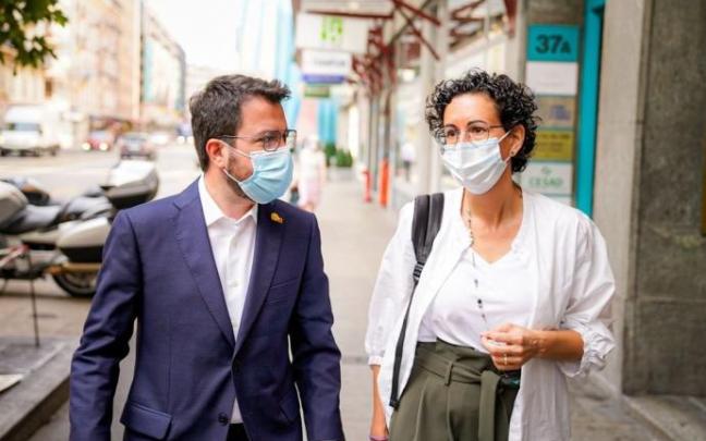 Pere Aragonès y Marta Rovira, durante un encuentro en Ginebra (Suiza) el pasado julio. Pere Aragonès y Marta Rovira, durante un encuentro en Ginebra (Suiza) el pasado julio.