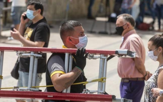 10.452 trabajadores siguen en ERTE en Euskadi y 2.038 en Nafarroa 10.452 trabajadores siguen en ERTE en Euskadi y 2.038 en Nafarroa
