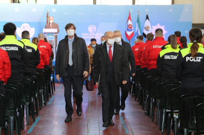 Zearreta y Erkoreka, en la Academia de Arkaute.