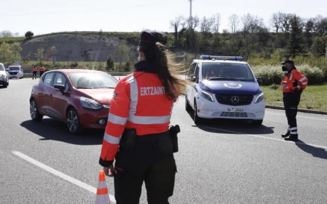 Una patrulla del Ertzaintza Una patrulla del Ertzaintza